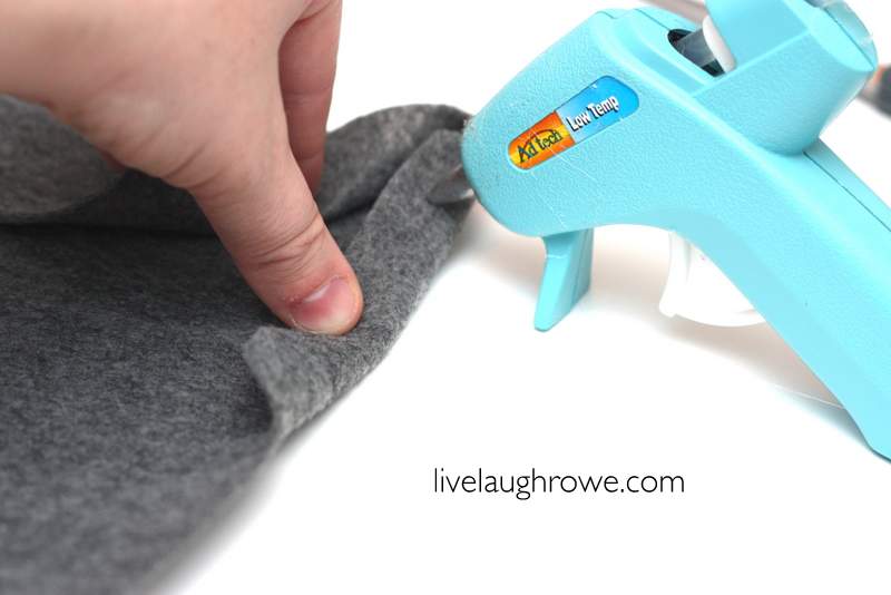 Glue side flaps of envelope